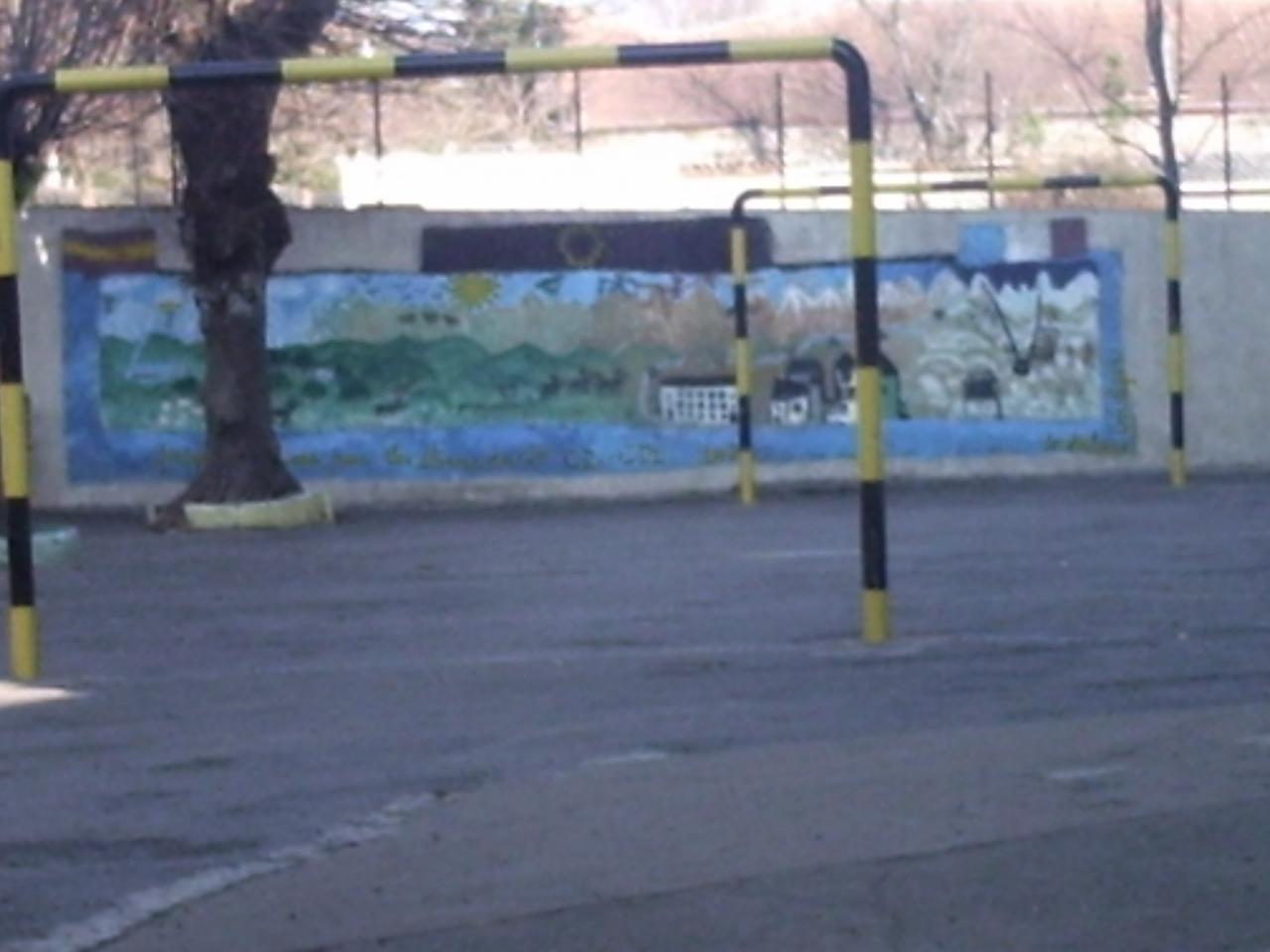 fresque (mur de la cour)